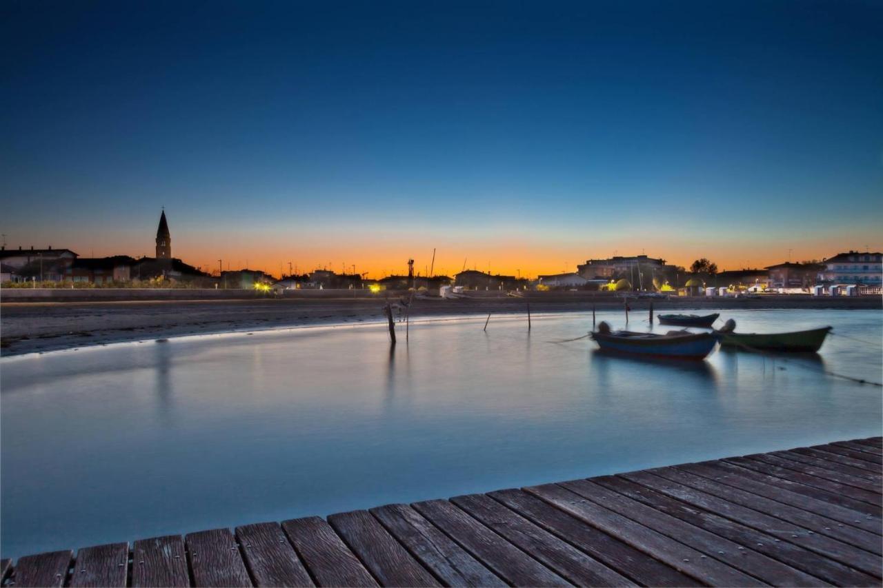 Hotel Fornaro Caorle Exterior photo